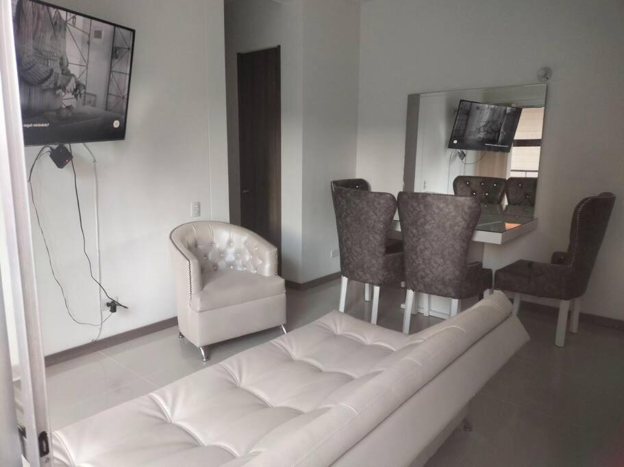 Hermoso Apartamento En San German, Tierra Firme. Medellín